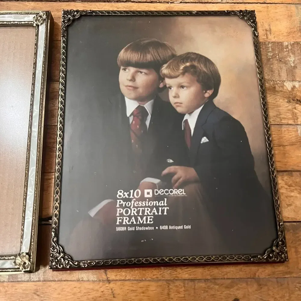 Decorel Professional Portrait Frames Set of 2 Fits 8